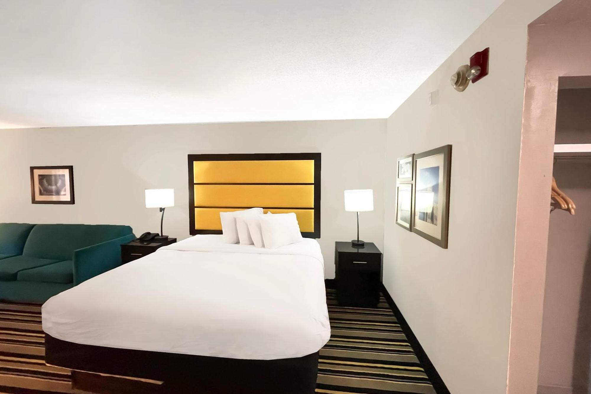 Oyo Townhouse Jackson - Ridgeland Hotell Eksteriør bilde