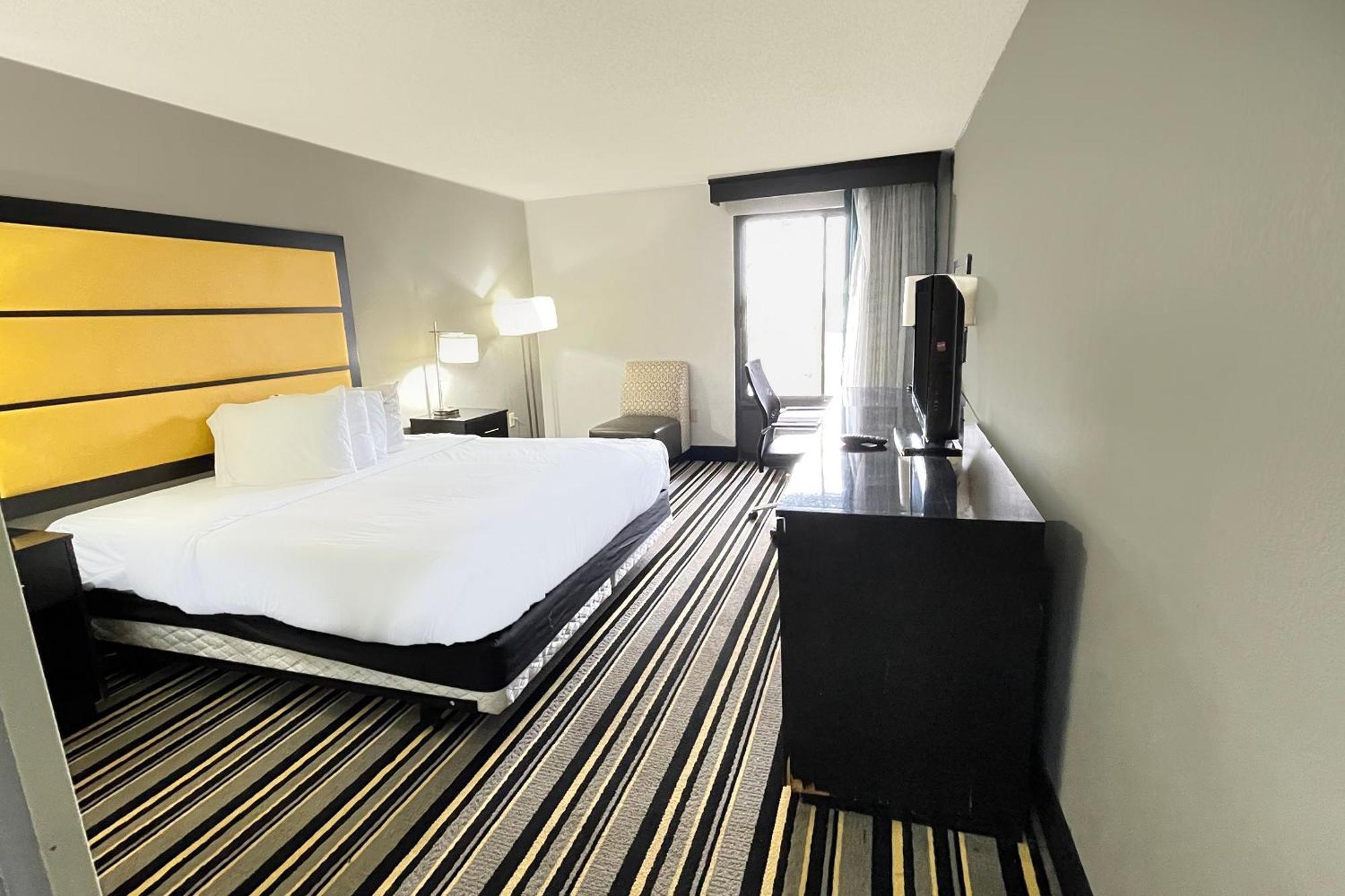 Oyo Townhouse Jackson - Ridgeland Hotell Eksteriør bilde