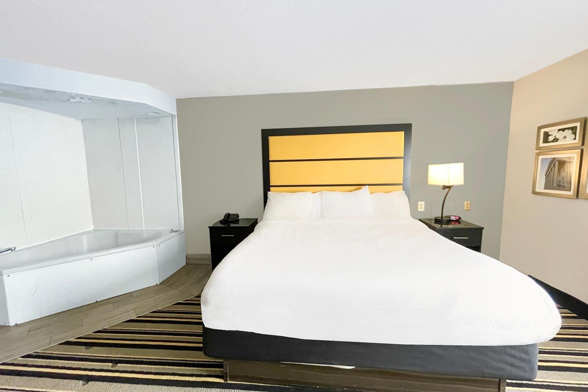 Oyo Townhouse Jackson - Ridgeland Hotell Eksteriør bilde