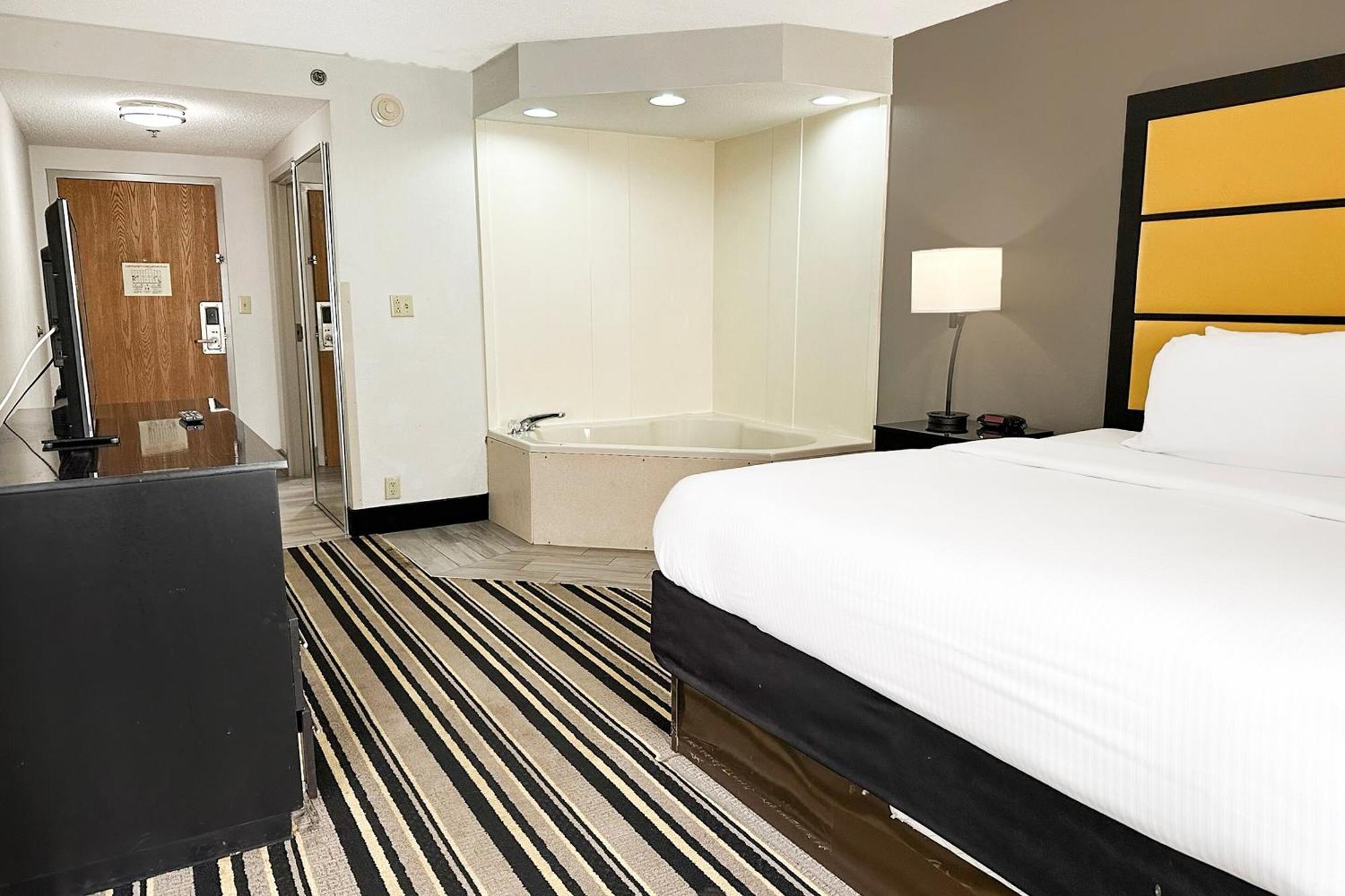 Oyo Townhouse Jackson - Ridgeland Hotell Eksteriør bilde